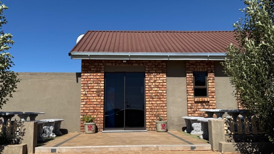 2 Bedroom Property for Sale in Camelot Northern Cape